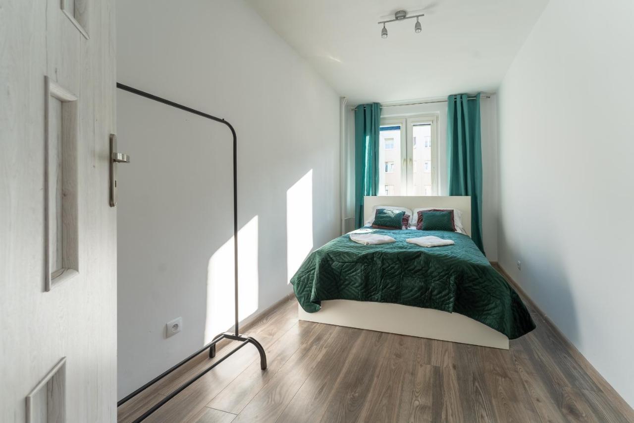 Tanie Spanie Skowronek - Pet Friendly - Przytulny 4 Osobowy - Space Apart Jelenia Góra Exteriör bild