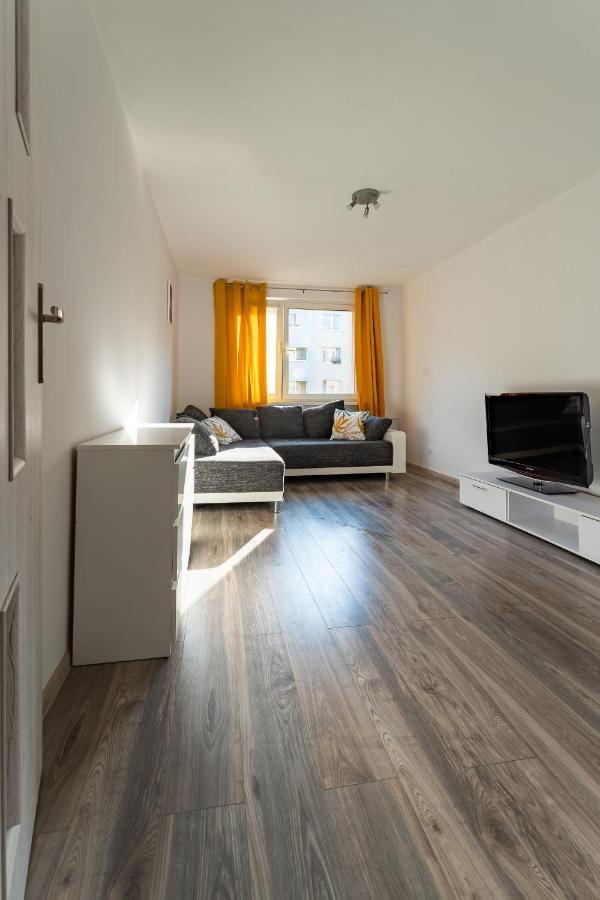 Tanie Spanie Skowronek - Pet Friendly - Przytulny 4 Osobowy - Space Apart Jelenia Góra Exteriör bild