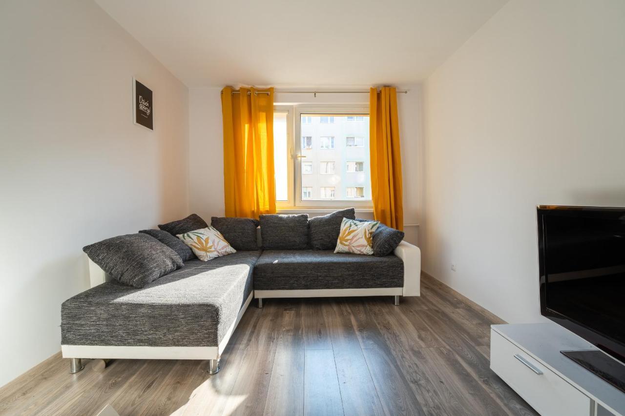 Tanie Spanie Skowronek - Pet Friendly - Przytulny 4 Osobowy - Space Apart Jelenia Góra Exteriör bild