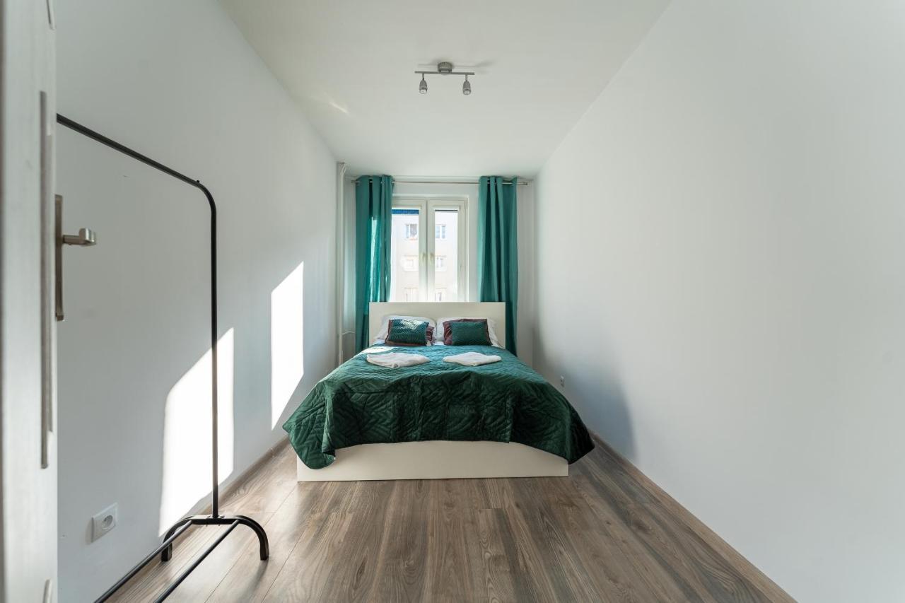 Tanie Spanie Skowronek - Pet Friendly - Przytulny 4 Osobowy - Space Apart Jelenia Góra Exteriör bild